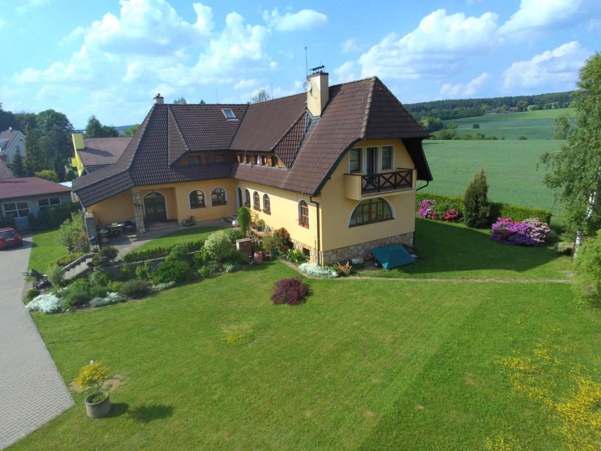 Apartman U Vagnera Dvůr Králové nad Labem المظهر الخارجي الصورة